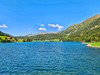 Jezero u Davosu - pěší turistika ve Švýcarsku